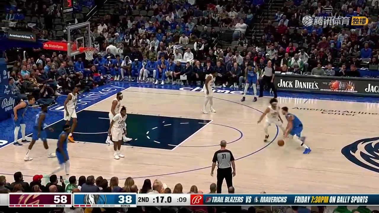 魔術(shù)師附體！東契奇神仙不看人背傳 畢竟周最佳助攻TOP10！